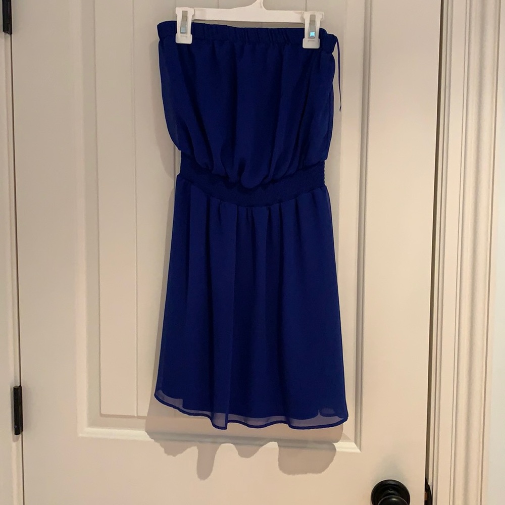 Blue dress